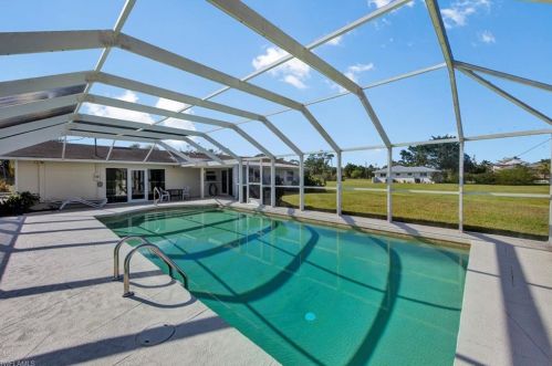 5331 Myrtle Ln, Naples FL  34113-8526 exterior