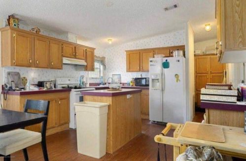 15523 Peter Max Blvd, Port Richey, FL 34669-1320