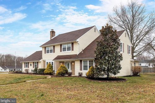 101 Ridgeway Ln, Harrison Township, NJ 08062-9317