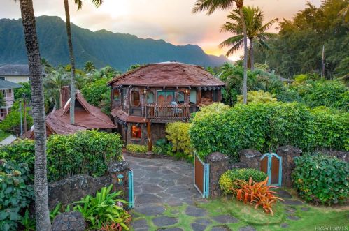 41-1010 Laumilo St, Waimanalo, HI 96795