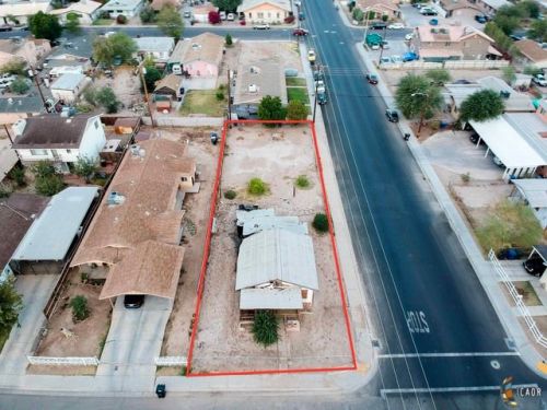 425 Encinas Ave, Calexico, CA 92231-2925