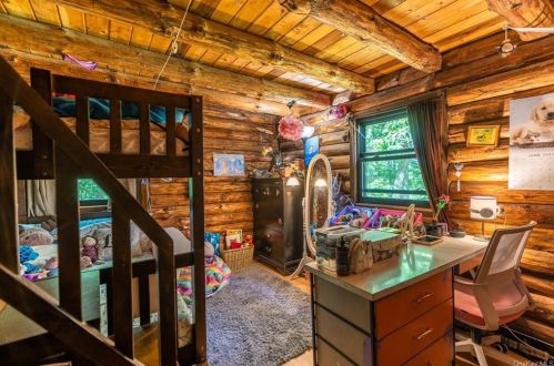 11 Picadilly Ct, Rock Hill NY  12775-6435 exterior
