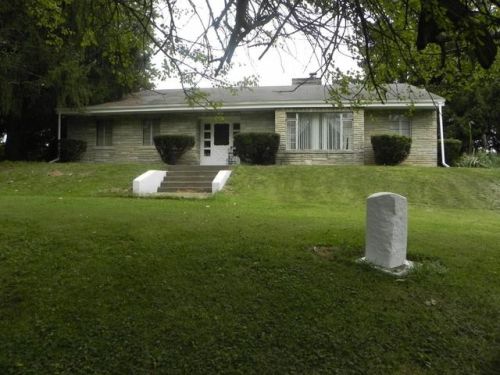 7518 National Rd, Etna, OH