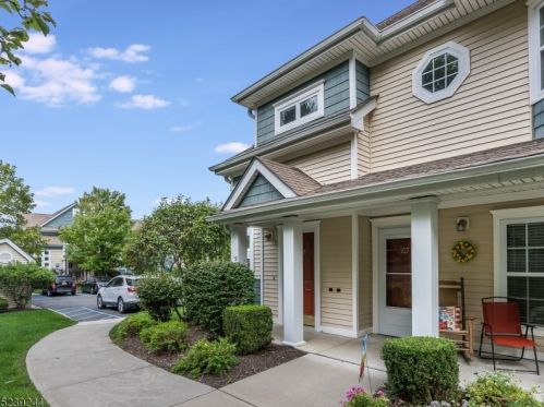 207 Old Farm Dr, Great Meadows, NJ 07838-6002