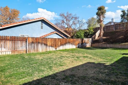 1434 Diamond Ct, Redlands CA  92374-5415 exterior