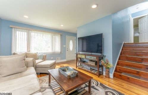 137 Windsor Ave, Westfield, NJ 07090-1525