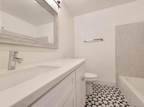 4791 Calle Los Santos, Oceanside CA  92057-5926 exterior