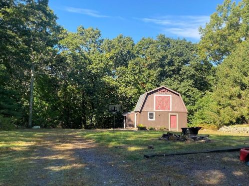 310 Station St, Coventry RI  02816-8456 exterior