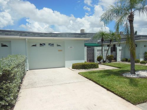 285 Boca Ciega Point Blvd, Saint Petersburg, FL 33708-2757