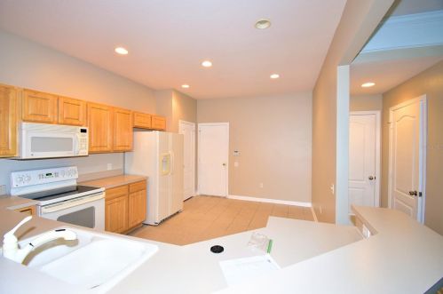 4608 Barnstead Dr, Riverview FL  33578-2116 exterior