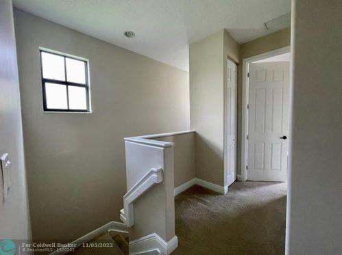 8359 38th St, Hollywood FL  33024-3130 exterior