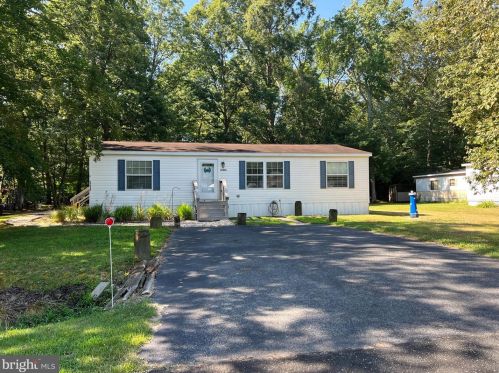 37520 Mahogany St, Millville, DE 19970-4449