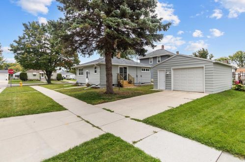 390 Amory St, Fond Du Lac WI  54935-2414 exterior