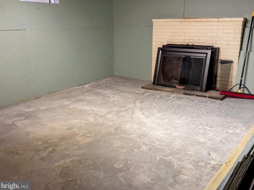 349 Governors Ave, Dover DE  19904-3005 exterior