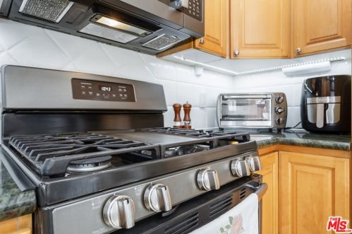 8595 Edgebrook Dr, Garden Grove CA  92844-1910 exterior