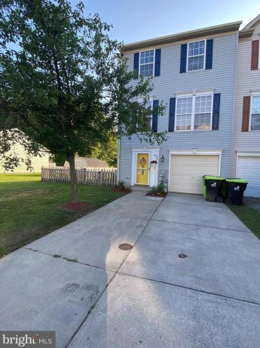 537 Spinnaker Ln, Milton, DE 19968-1545