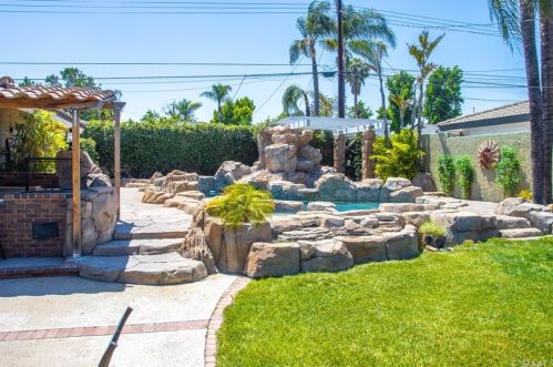 1341 Vallejo Way, Upland CA  91786-3164 exterior