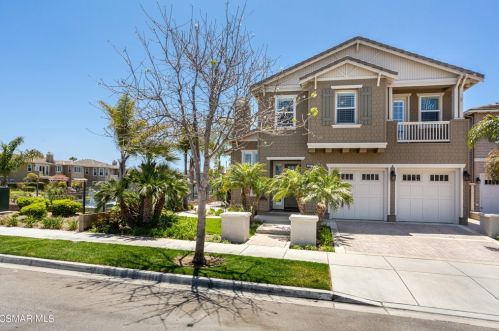 3946 Harbour Island Ln, Oxnard, CA 93035-1447