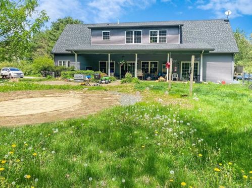 576 Bethel Rd, Norwich, CT 06351-8804