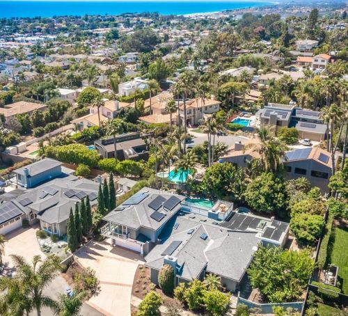 1368 Hymettus Ave, Encinitas, CA 92024-1746