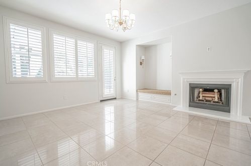 28342 Lorita Ln, Santa Clarita CA  91350-3211 exterior