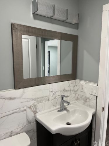 32 Linden St, Perth Amboy NJ  08861-4732 exterior
