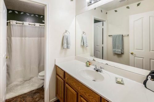 4220 Wahalla Ln, Glendale AZ  85308-2289 exterior