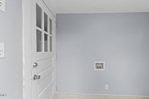 921 Graham St, Burlington NC  27217-6062 exterior