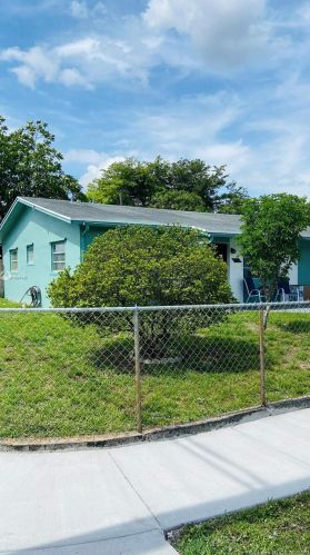 7700 35th St, Hollywood, FL 33024-2213