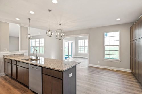 10188 Sentry Dr, Dyer IN  46373 exterior