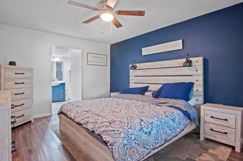 1085 Canary Ter, Fort Pierce FL  34953-1818 exterior