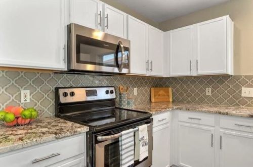 1637 Thornhill Ln, Oak Point TX  75068-5773 exterior