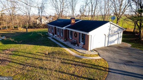 53 Fish Hatchery Rd, Lees Cross Roads, PA 17257-8620