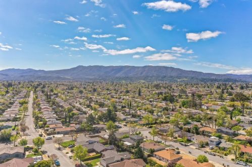 2903 Manda Dr, San Jose, CA 95124-1835