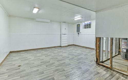 577 Grove Rd, Verona PA  15147-1656 exterior