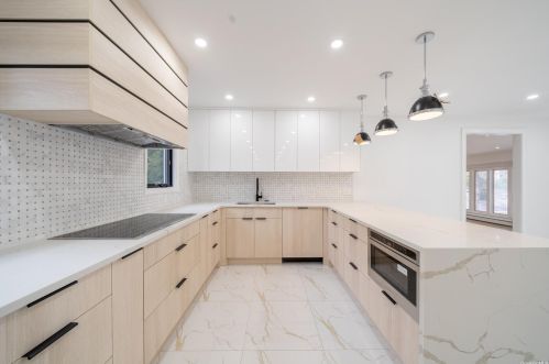 501 Saddle Rdg Rd, Woodsburgh NY  11598-1553 exterior