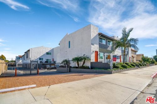 21726 Grace Ave, Long Beach, CA 90745-2776