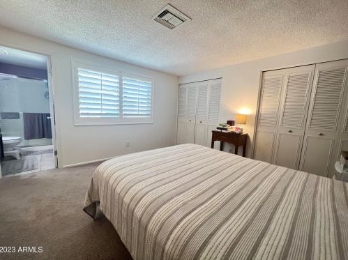 6206 Zoe Ella Way, Glendale AZ 85306-2823 exterior