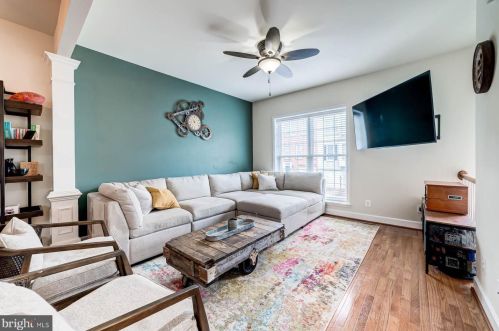 2204 Greywing St, Woodbridge, VA 22191-4048