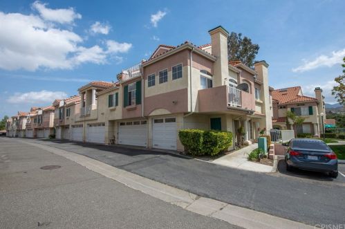 18128 Flynn Dr, Santa Clarita, CA 91387-4944