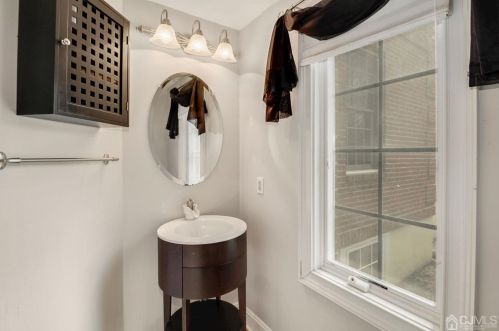 2 Winchester Dr, East Brunswick NJ  08816-3385 exterior