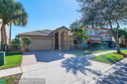 16774 12th St, Hollywood FL  33027-1408 exterior