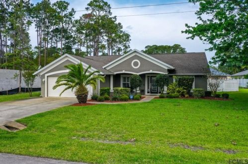 15 Eastgate Ln, Palm Coast, FL 32164-6126