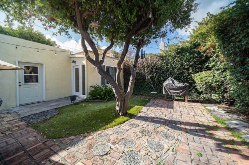 1457 Park Ave, Long Beach CA  90804-3102 exterior