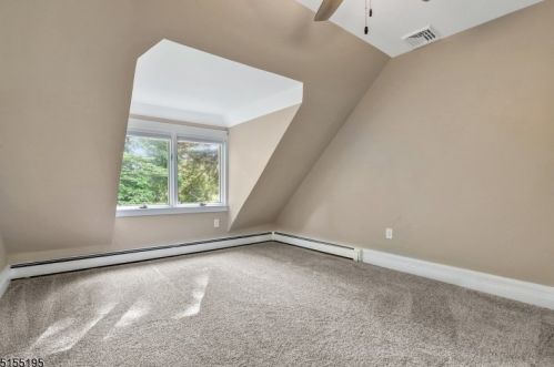 200 Mtn Way, Greystone Park NJ  07950-1905 exterior