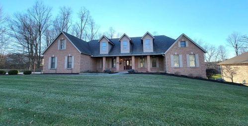 1310 Northwoods Dr, Fairfax, OH 45133-8217