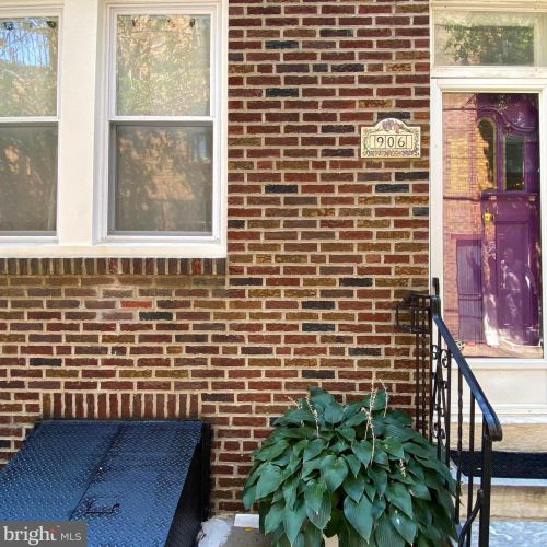 906 League St, Philadelphia PA  19147-3823 exterior