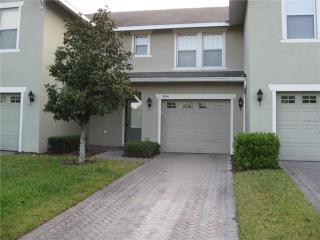 9834 Tivoli Villa Dr, Orlando, FL 32829-8282