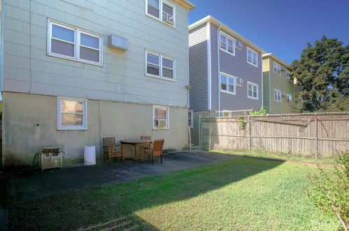 47 51 St, Bayonne NJ  07002-4117 exterior