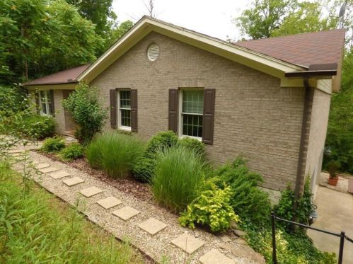 5145 Beechwood Rd, Milford, OH 45150-9759